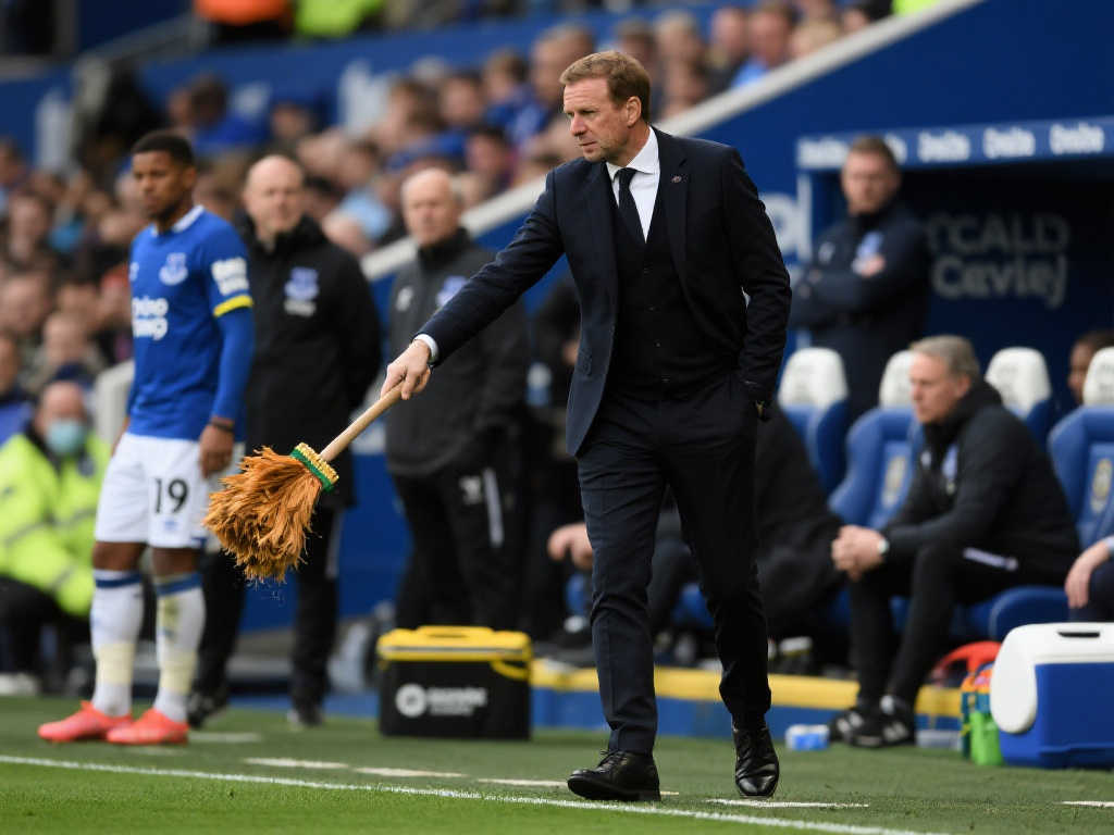 英超降级区双雄双双换帅,逆袭希望何在? 英超降级区双雄双双换帅,逆袭希望何在?